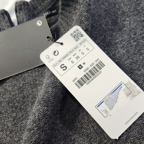 Zara Knit Italian Yarn Sweater Dress Small
Lot K - Picture 3 of 7